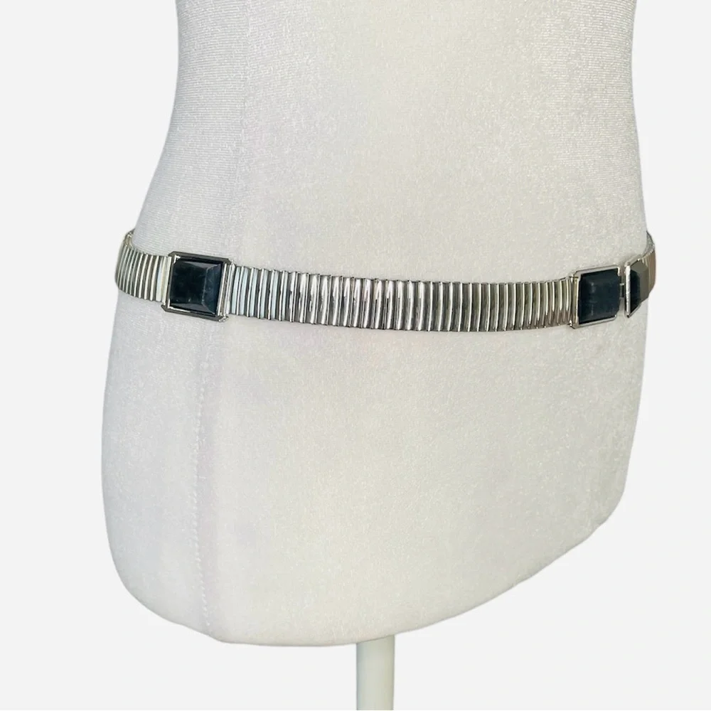Y2k WOMAN STAINLESS STEEL STRETCHING With FAUX STONE LINKS BELT Size S/M
